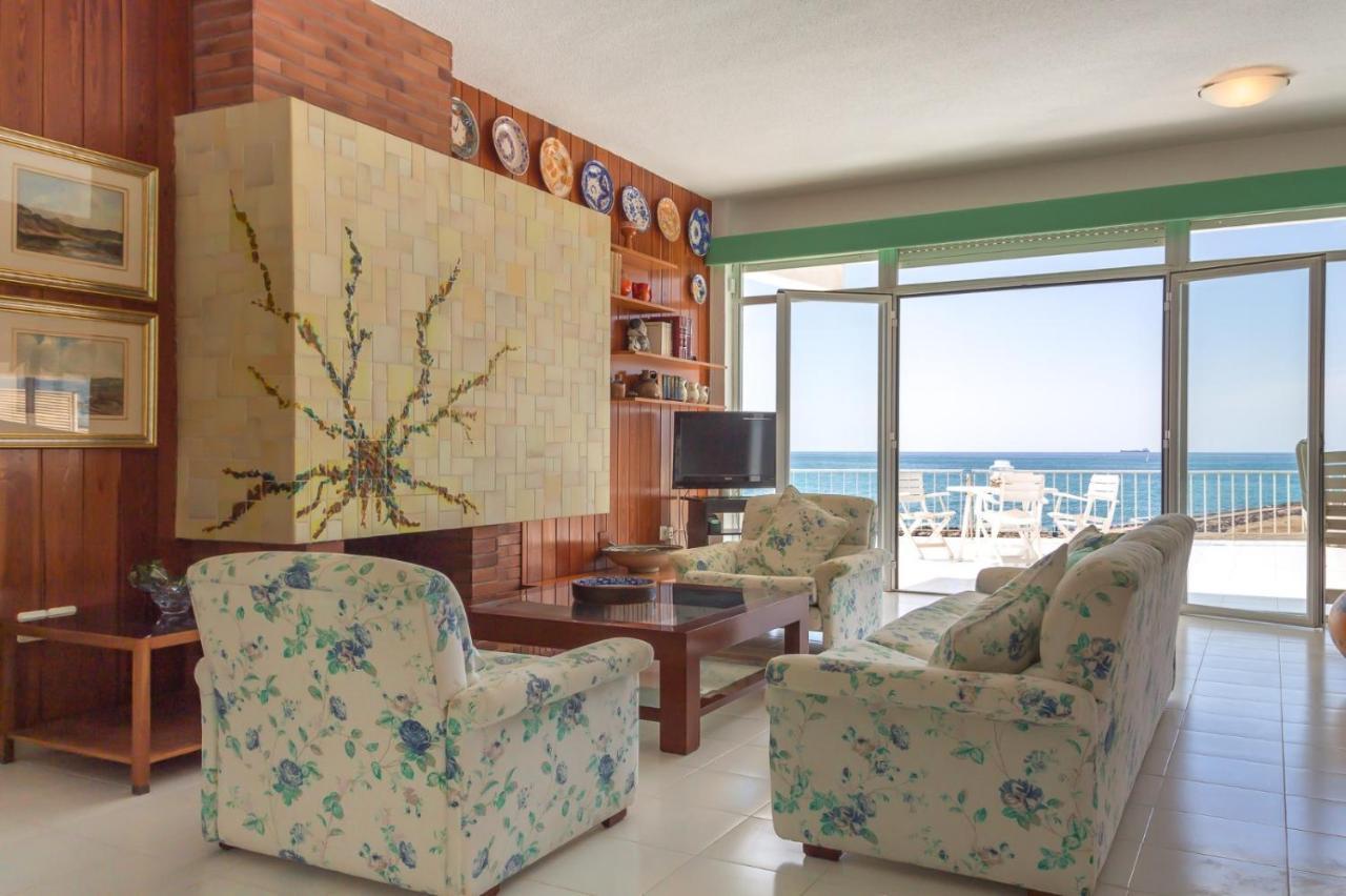 Magnifica Villa Aireola Frente Al Mar بينيكاسّين المظهر الخارجي الصورة
