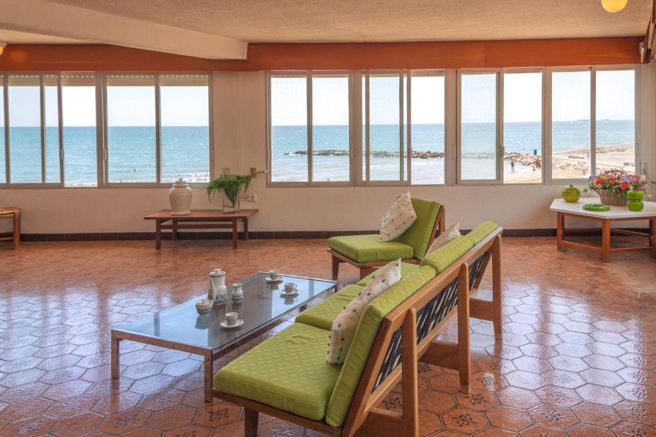 Magnifica Villa Aireola Frente Al Mar بينيكاسّين المظهر الخارجي الصورة